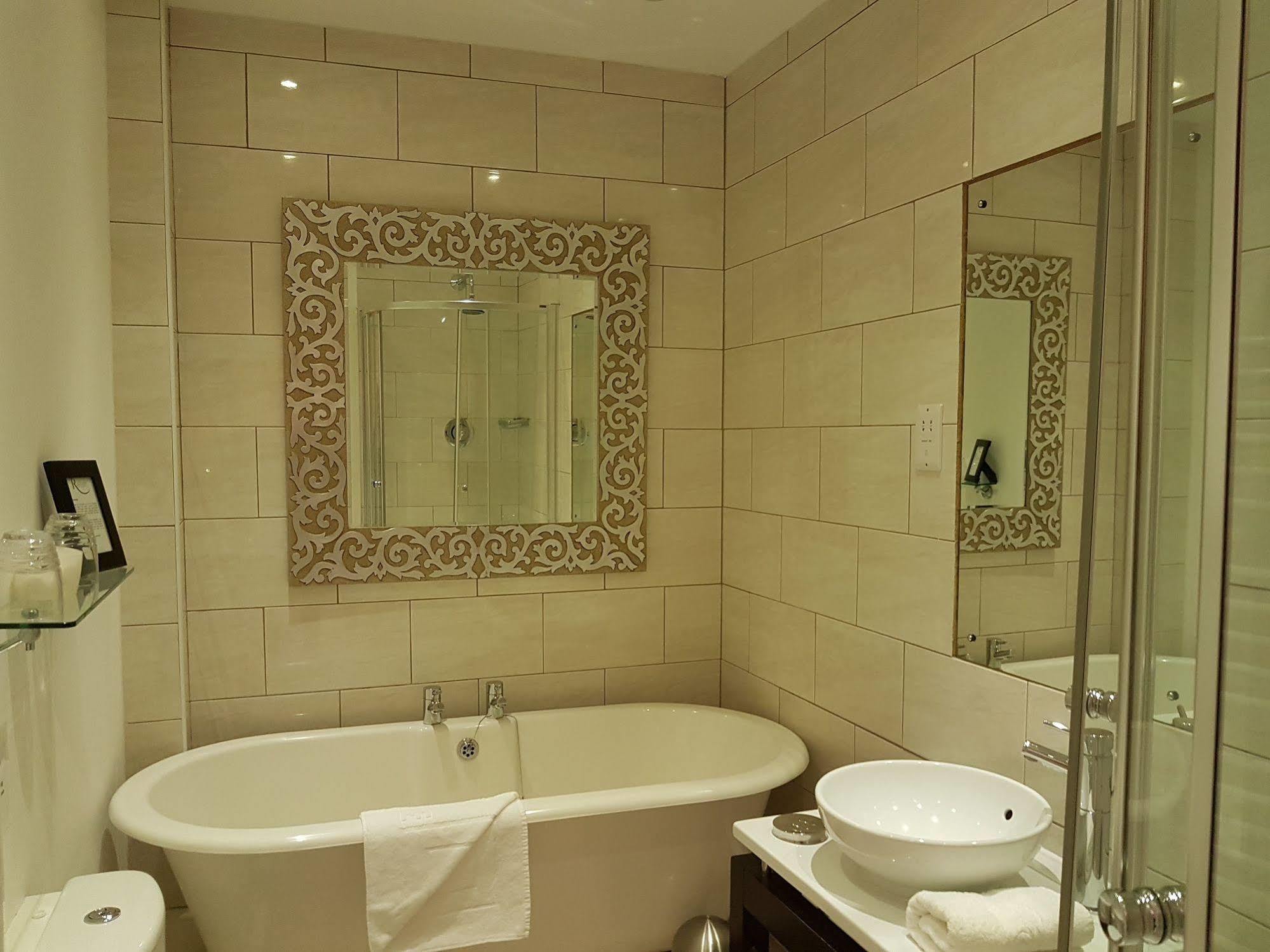 フォークストン ザ レリッシュ Bed & Breakfast エクステリア 写真